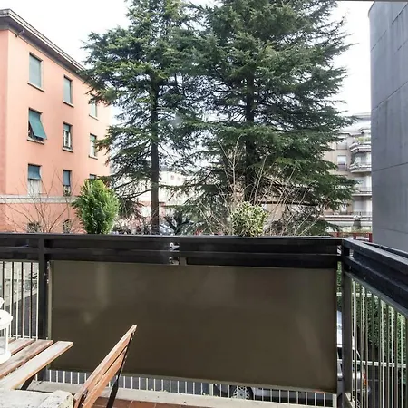 Apartment Charming In The City Center Como